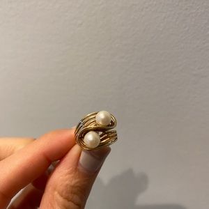Vintage pearl ring